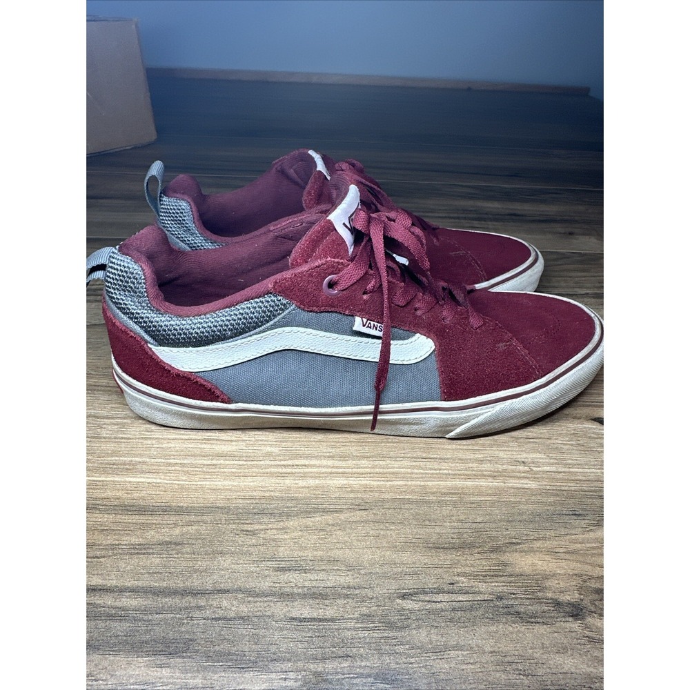 Men's Vans Off The Wall Sneakers Size 10 Burgundy Suede Gray Low Rise